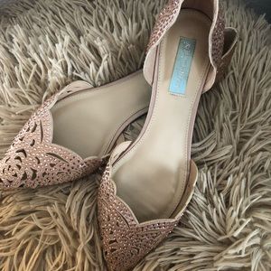 Betsey Johnson Rose Gold Miley Flats🌹💎